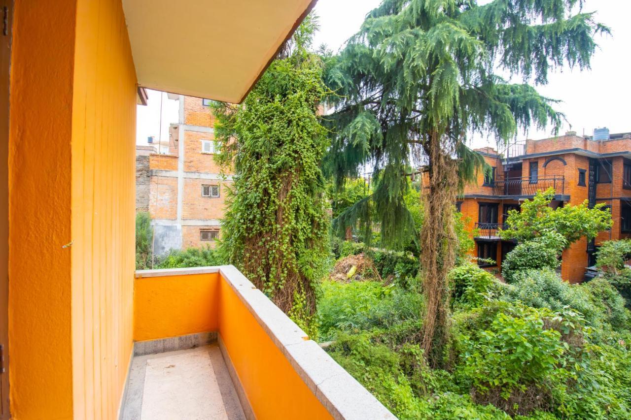 Tibet Peace Guest House Катманду Экстерьер фото