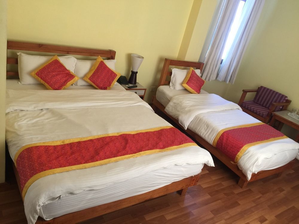Tibet Peace Guest House Катманду Экстерьер фото