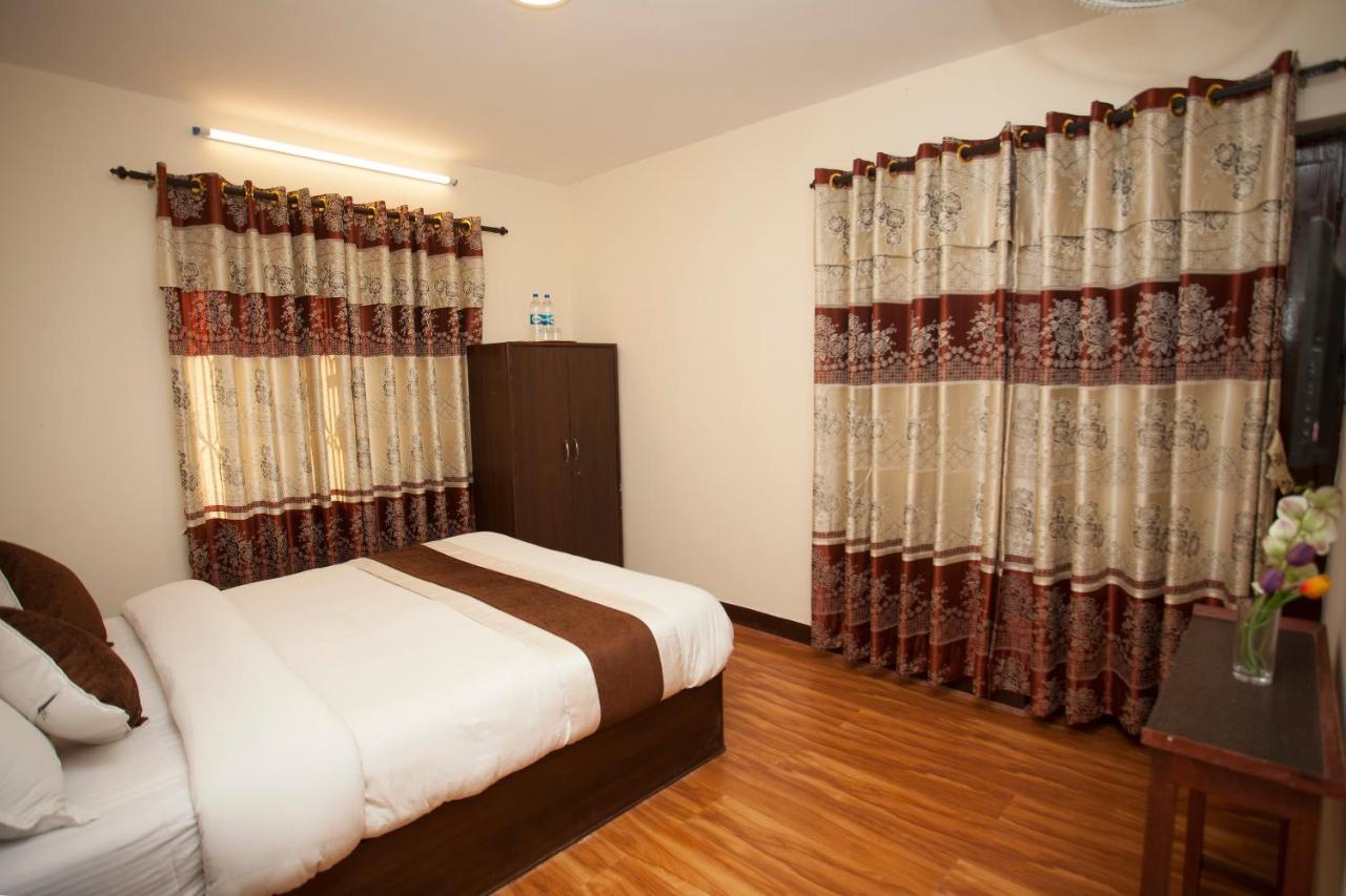 Tibet Peace Guest House Катманду Экстерьер фото